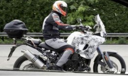 新款摩托车爆料视频播放,性能升级，视觉盛宴！