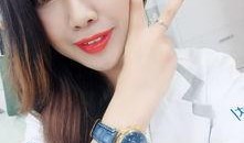 外国网红美女吃瓜